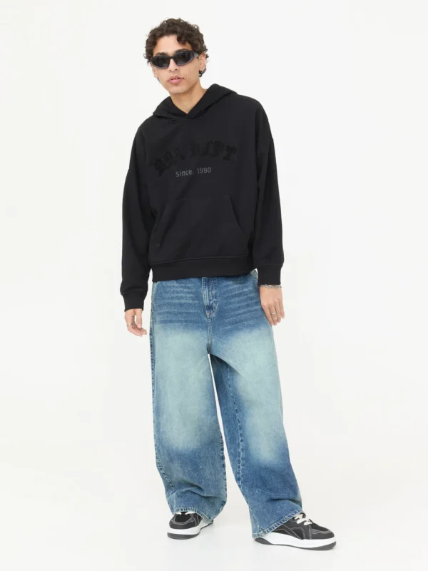 210251251110888-2 Sudadera Bordada Negra